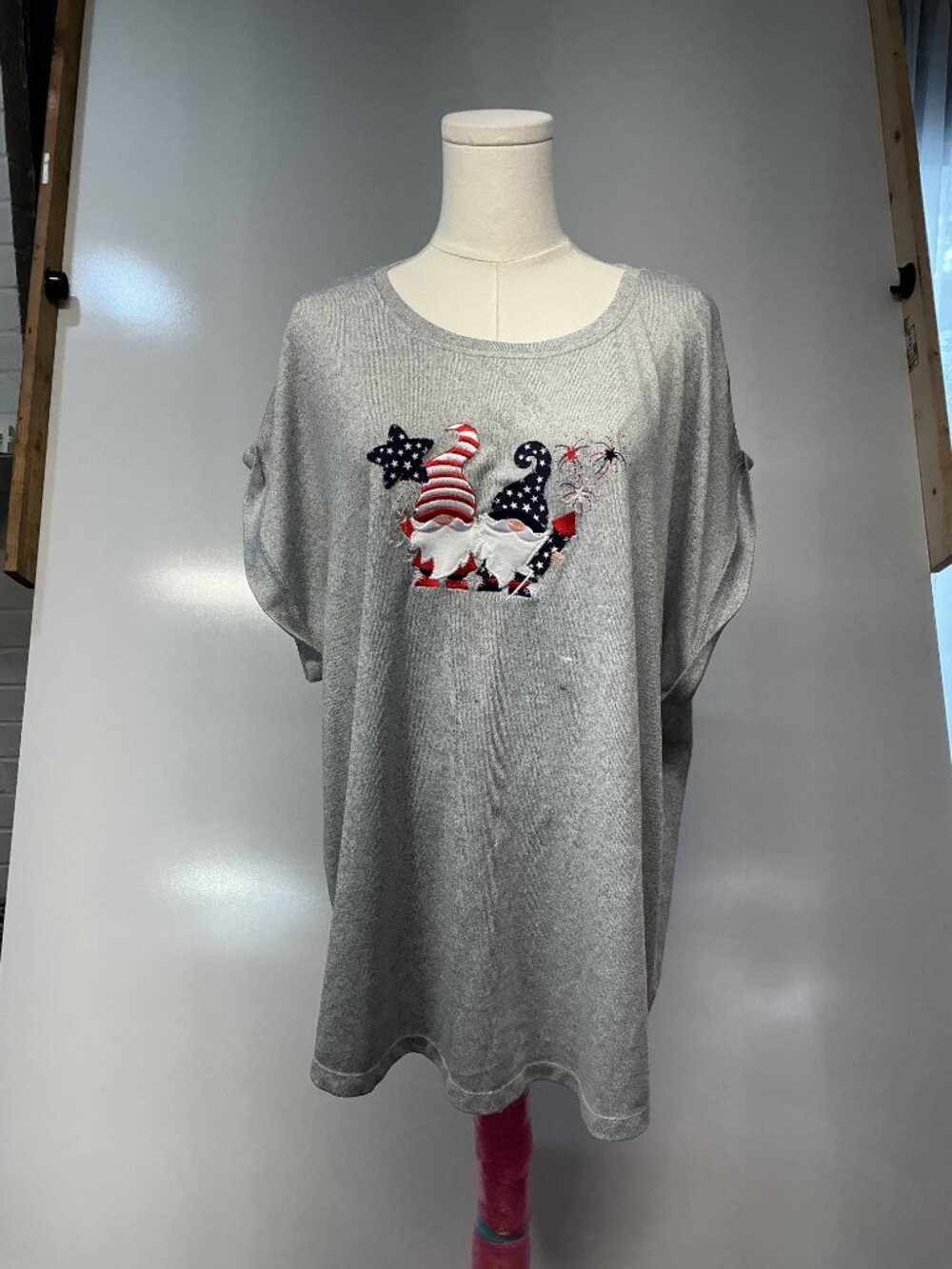 Indigo Soul 2XL Gray Patriotic Gnome Top Americana Oversized Dolman Shirt - Picture 11 of 12